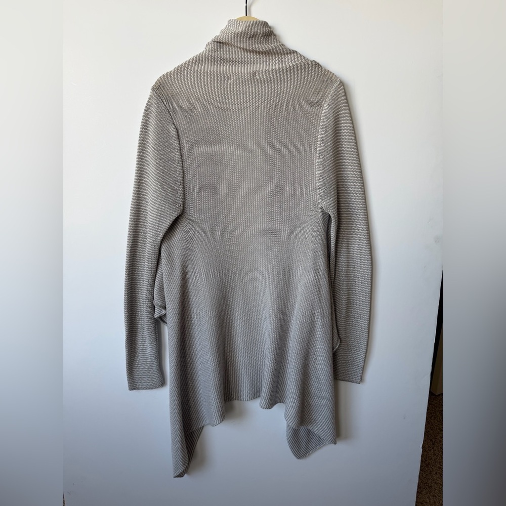 BB Dakota Light Gray Draped Cardigan - Picture 2 of 9